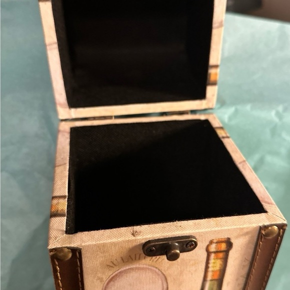 Beautiful Wood Wine Holder, vguc๐๐๐ - Picture 7 of 8